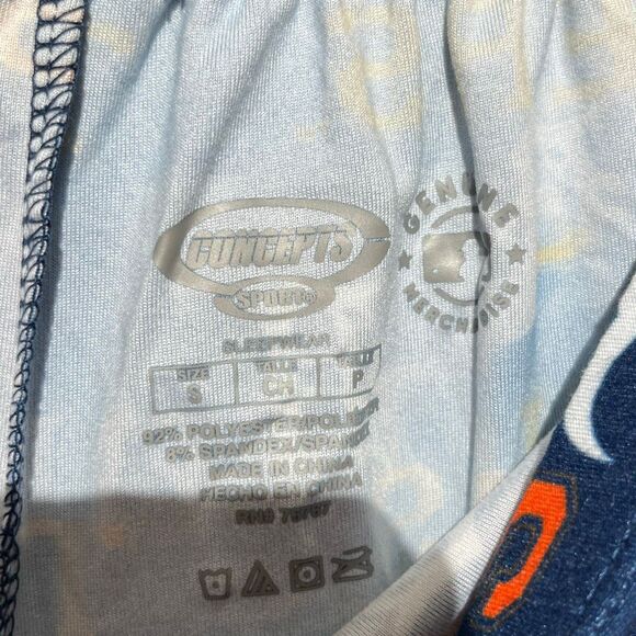 Detroit Tigers Concepts Sport Women's Zest Allover Print Button-Up Shirt & Short - Picture 11 of 12